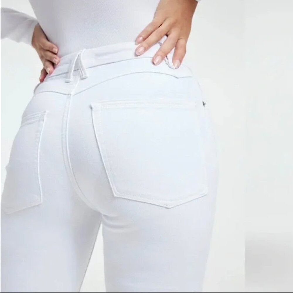 NWT GOOD CLASSIC SLIM BOOTCUT JEANS